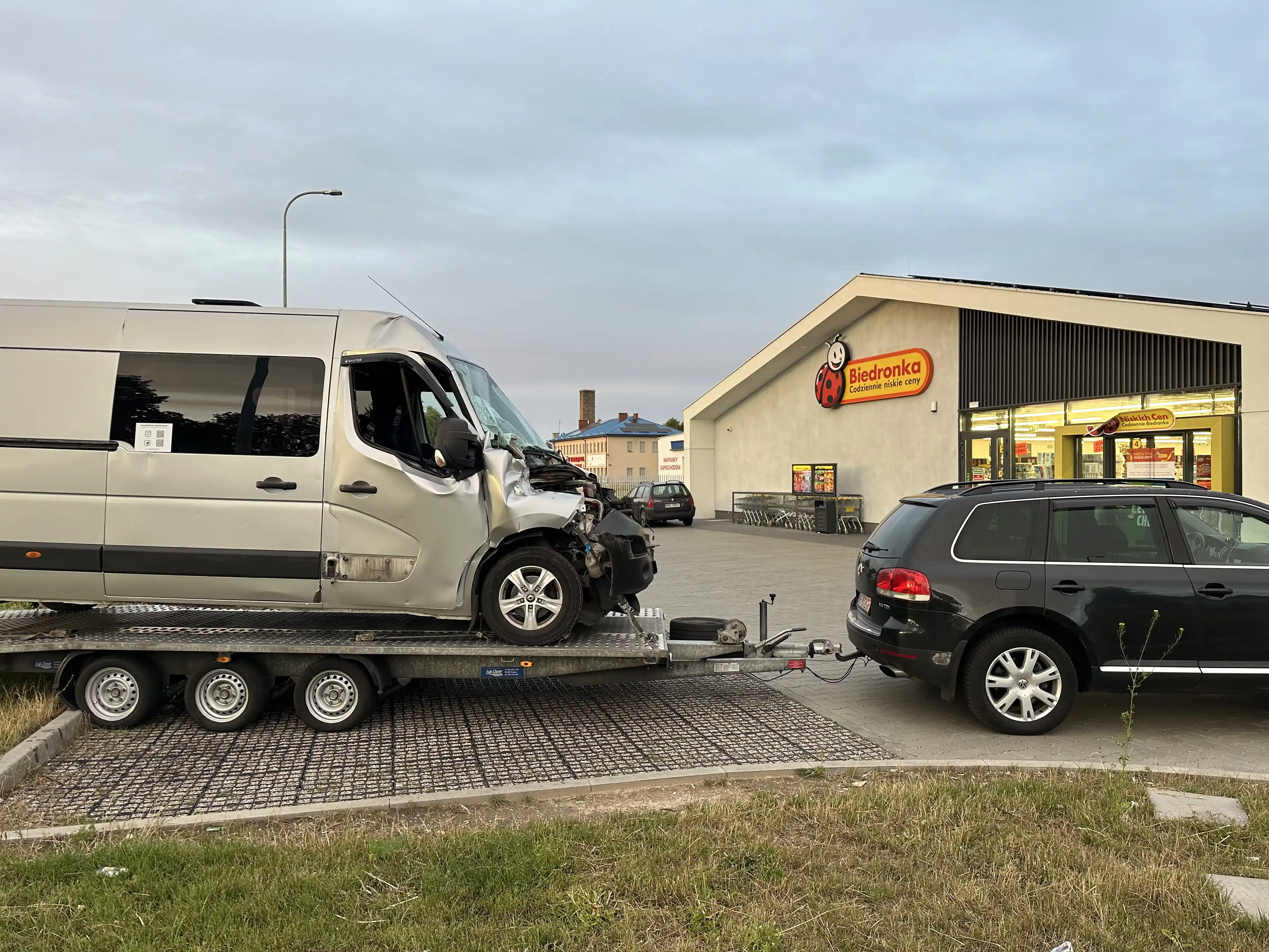 Доставка авто из Польши во Францию